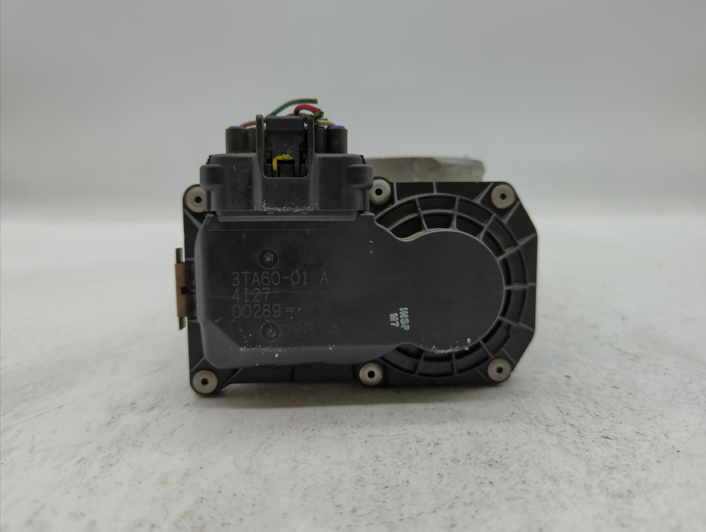2013-2018 Nissan Altima Throttle Body P/N:3TA60-01 C 3TA60-01 B, 3TA60-01 A Fits Fits 2013 2014 2015 2016 2017 2018 2019 OEM