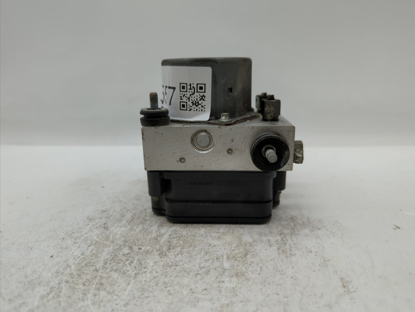 2015 Nissan Altima ABS Pump Control Module Replacement P/N:47660 9HM0A Fits OEM Used Auto Parts - Oemusedautoparts1.com