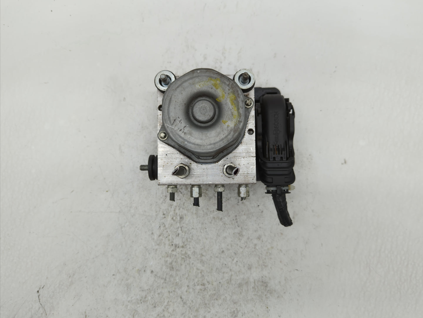 2015 Nissan Altima ABS Pump Control Module Replacement P/N:47660 9HM0A Fits OEM Used Auto Parts - Oemusedautoparts1.com