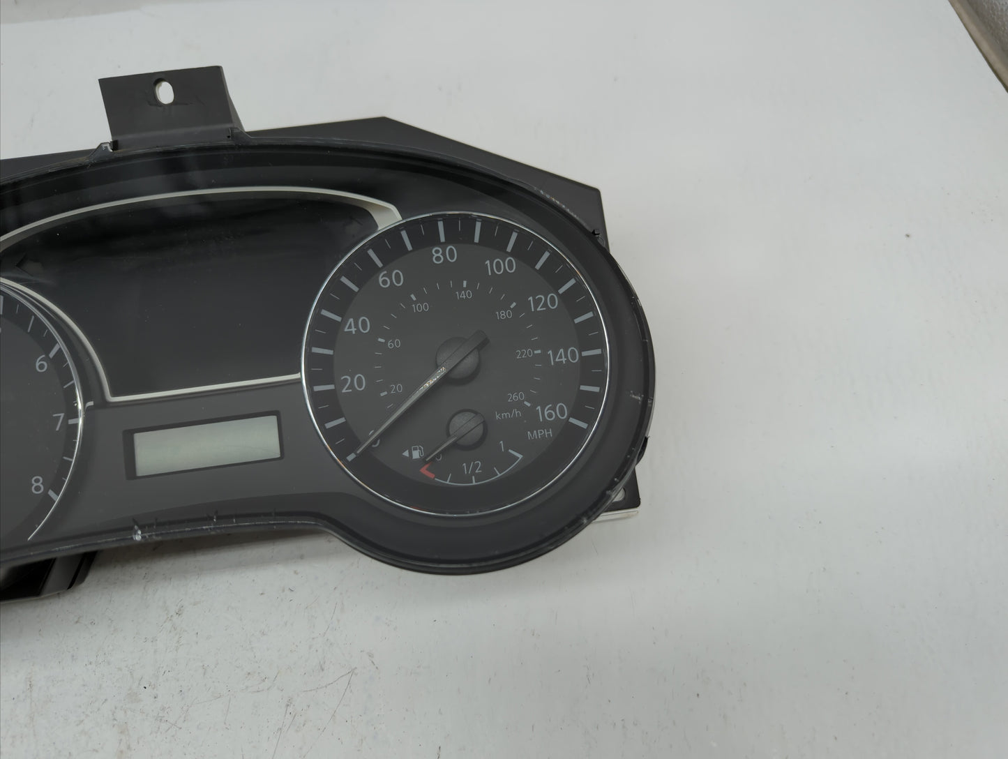 2015 Nissan Altima Instrument Cluster Speedometer Gauges P/N:24810 9HP0A B4 24810 9HP0A Fits OEM Used Auto Parts - Oemusedau