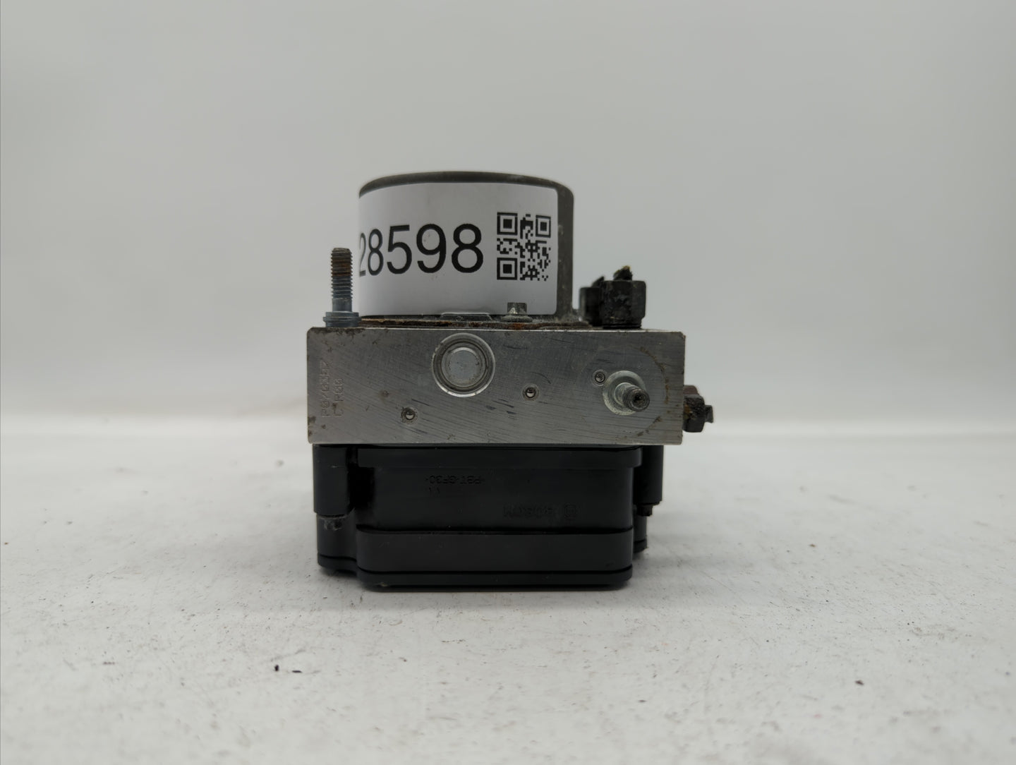 2015 Nissan Altima ABS Pump Control Module Replacement P/N:47660 9HM0A Fits OEM Used Auto Parts - Oemusedautoparts1.com