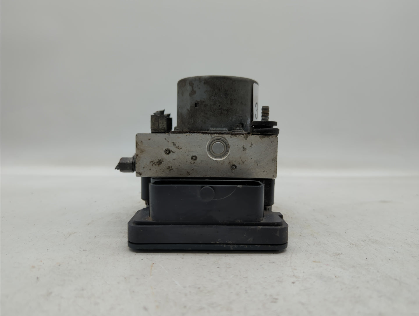 2015 Nissan Altima ABS Pump Control Module Replacement P/N:47660 9HM0A Fits OEM Used Auto Parts - Oemusedautoparts1.com