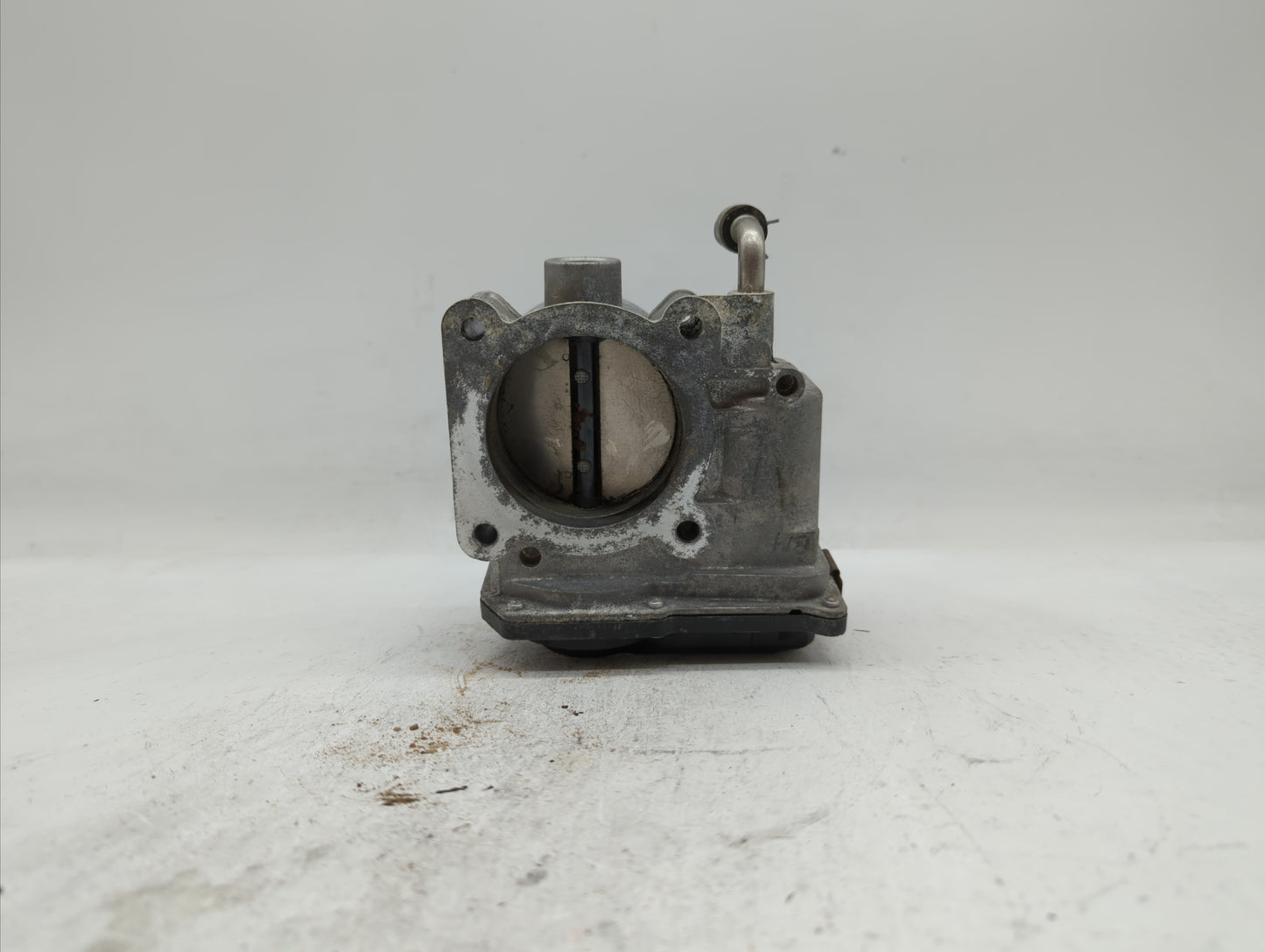 2013-2018 Nissan Altima Throttle Body P/N:3TA60-01 C 3TA60-01 B, 3TA60-01 A Fits Fits 2013 2014 2015 2016 2017 2018 2019 OEM