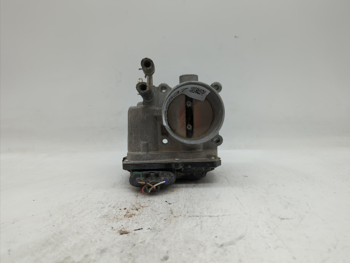 2013-2018 Nissan Altima Throttle Body P/N:3TA60-01 C 3TA60-01 B, 3TA60-01 A Fits Fits 2013 2014 2015 2016 2017 2018 2019 OEM