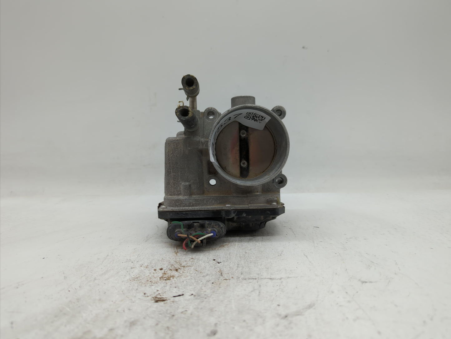 2013-2018 Nissan Altima Throttle Body P/N:3TA60-01 C 3TA60-01 B, 3TA60-01 A Fits Fits 2013 2014 2015 2016 2017 2018 2019 OEM