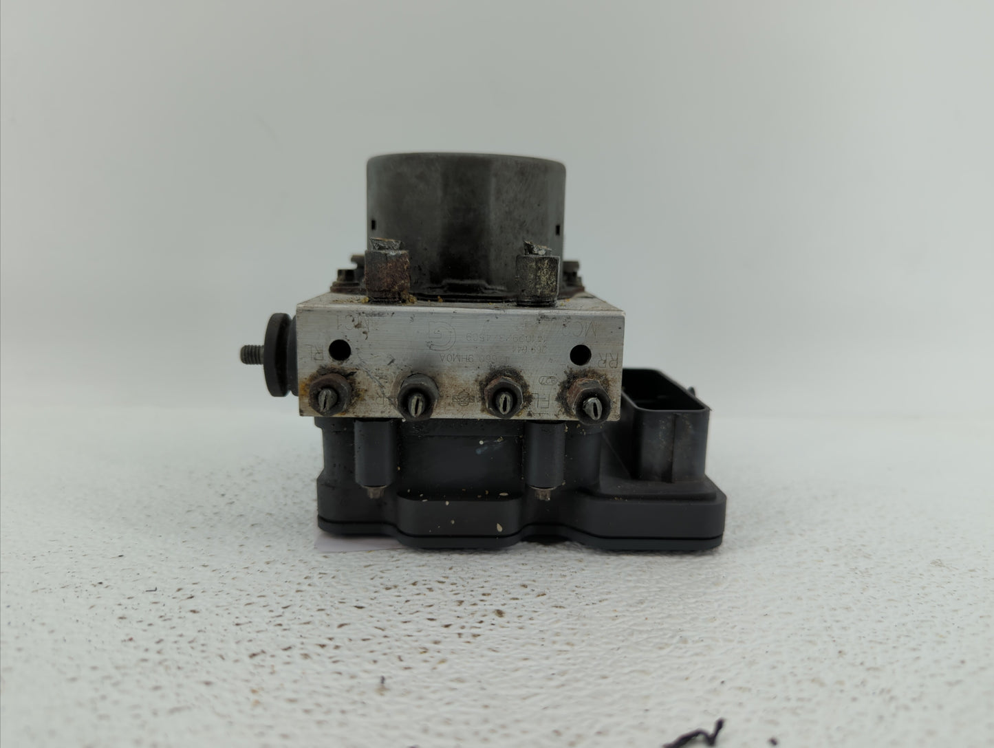 2015 Nissan Altima ABS Pump Control Module Replacement P/N:47660 9HM0A Fits OEM Used Auto Parts - Oemusedautoparts1.com
