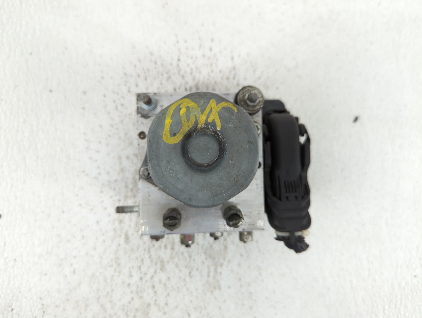 2015 Nissan Altima ABS Pump Control Module Replacement P/N:47660 9HM0A Fits OEM Used Auto Parts - Oemusedautoparts1.com