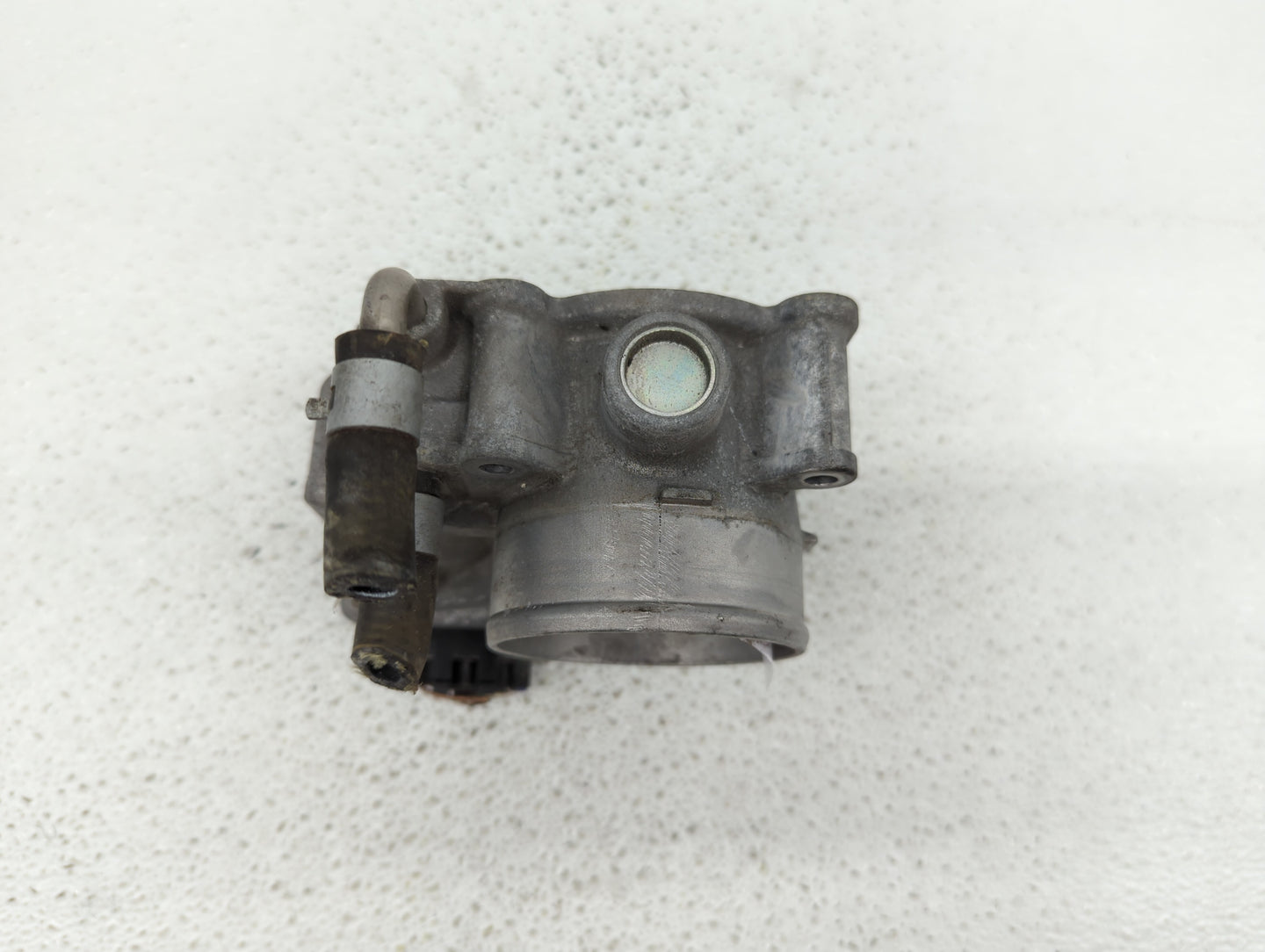 2013-2018 Nissan Altima Throttle Body P/N:3TA60-01 C 3TA60-01 B, 3TA60-01 A Fits Fits 2013 2014 2015 2016 2017 2018 2019 OEM