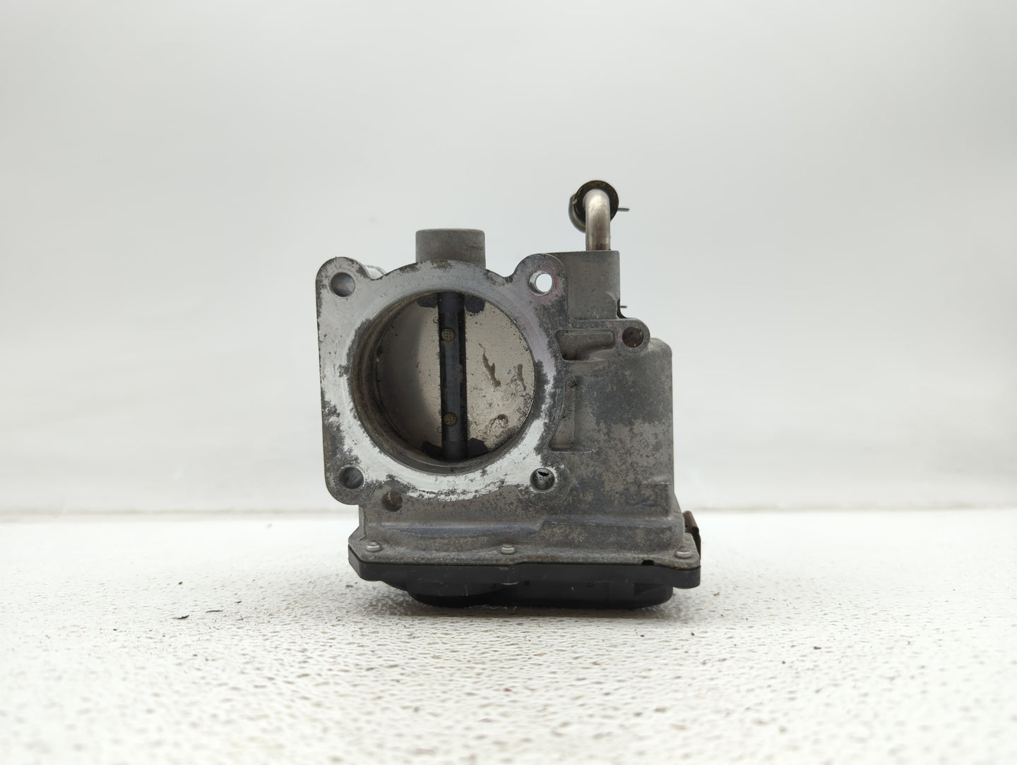 2013-2018 Nissan Altima Throttle Body P/N:3TA60-01 C 3TA60-01 B, 3TA60-01 A Fits Fits 2013 2014 2015 2016 2017 2018 2019 OEM