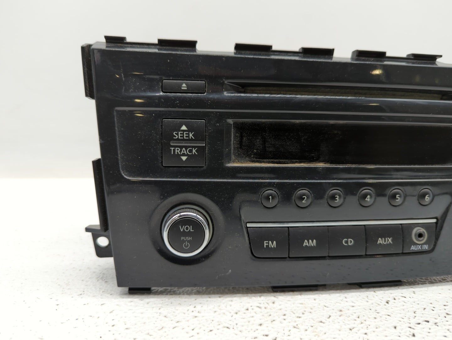 2013-2015 Nissan Altima Radio AM FM Cd Player Receiver Replacement P/N:28185 3TA0G 28185 3TB0G Fits Fits 2013 2014 2015 OEM 