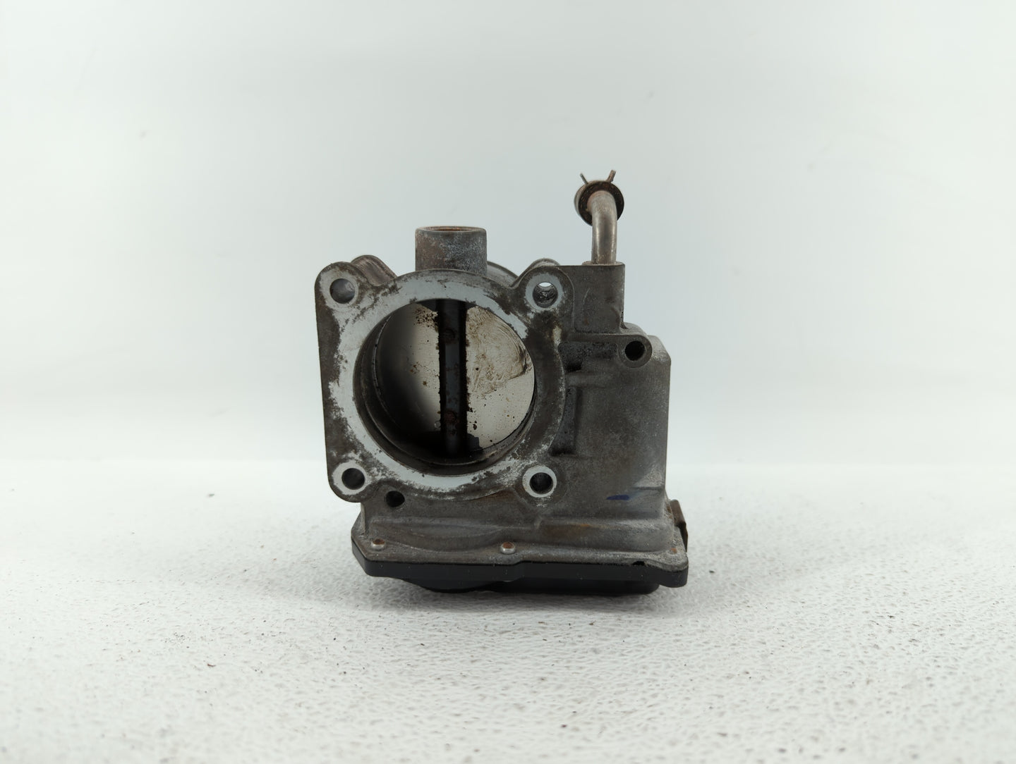 2013-2018 Nissan Altima Throttle Body P/N:3TA60-01 C 3TA60-01 B, 3TA60-01 A Fits Fits 2013 2014 2015 2016 2017 2018 2019 OEM