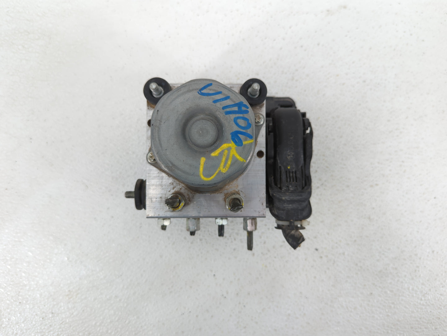 2015 Nissan Altima ABS Pump Control Module Replacement P/N:47660 9HM0A Fits OEM Used Auto Parts - Oemusedautoparts1.com