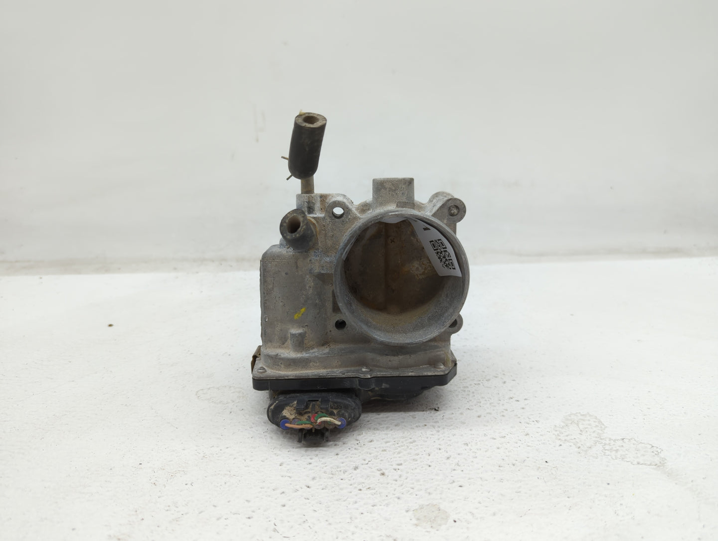 2013-2018 Nissan Altima Throttle Body P/N:3TA60-01 C 3TA60-01 B, 3TA60-01 A Fits Fits 2013 2014 2015 2016 2017 2018 2019 OEM