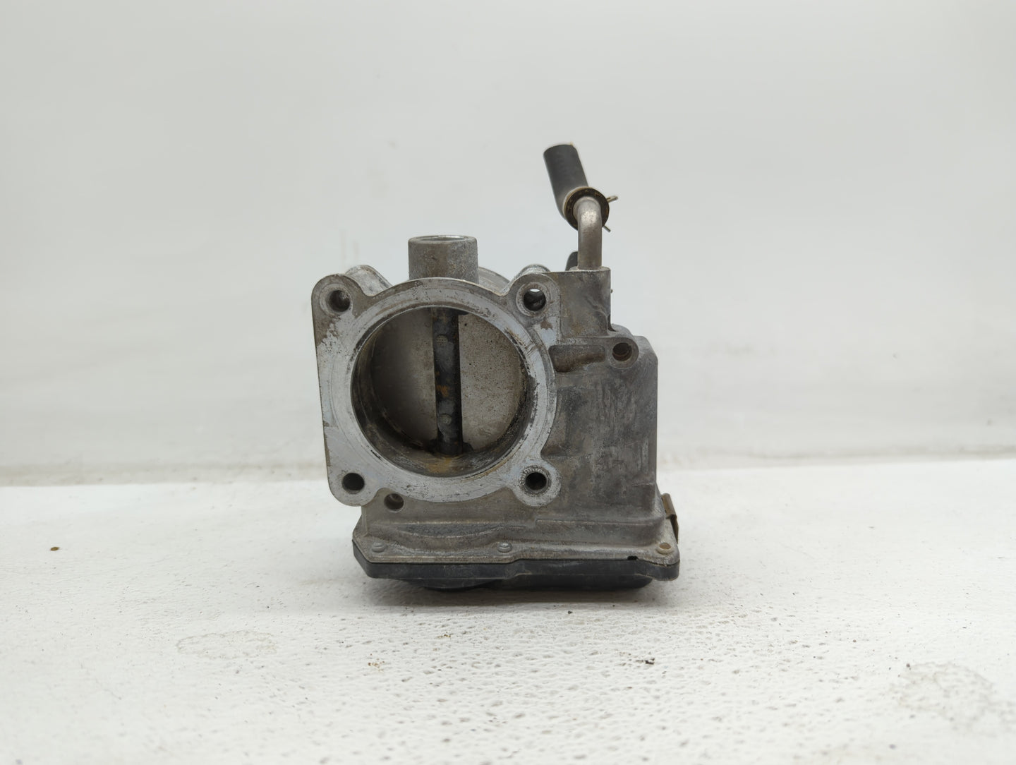 2013-2018 Nissan Altima Throttle Body P/N:3TA60-01 C 3TA60-01 B, 3TA60-01 A Fits Fits 2013 2014 2015 2016 2017 2018 2019 OEM