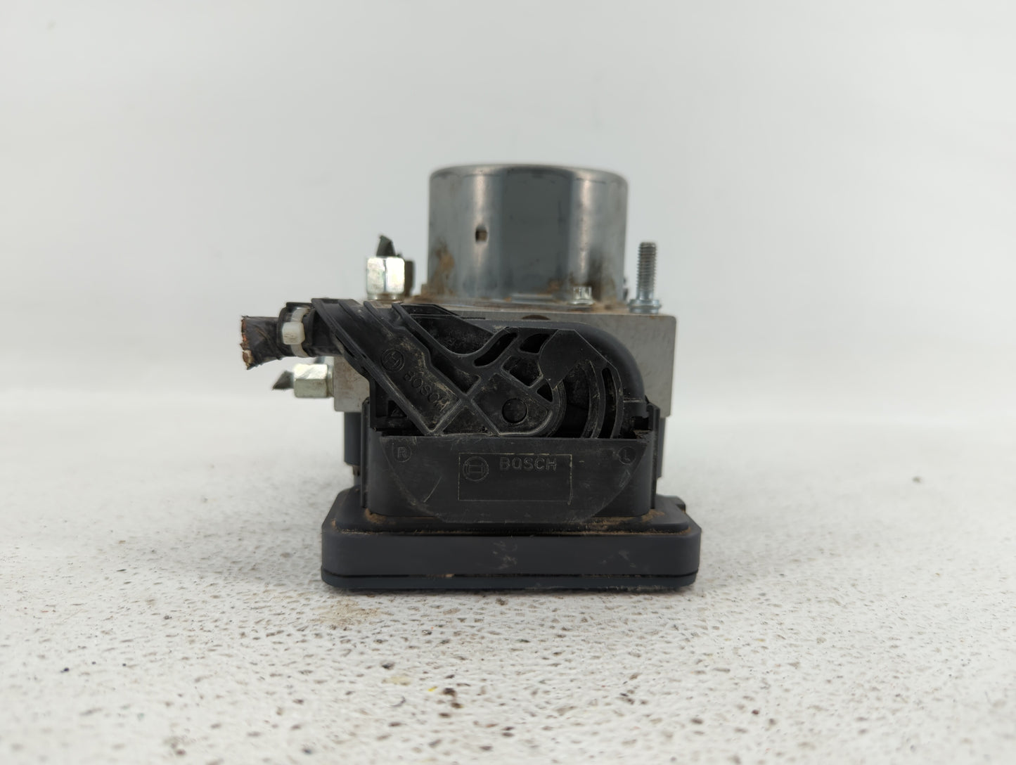 2015 Nissan Altima ABS Pump Control Module Replacement P/N:47660 9HM0A Fits OEM Used Auto Parts - Oemusedautoparts1.com