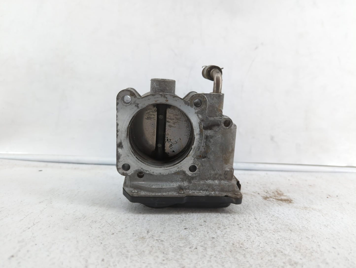 2013-2018 Nissan Altima Throttle Body P/N:3TA60-01 C 3TA60-01 B, 3TA60-01 A Fits Fits 2013 2014 2015 2016 2017 2018 2019 OEM