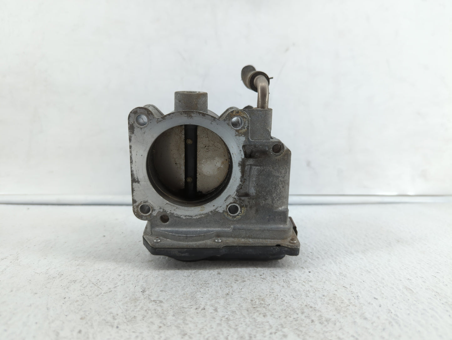 2013-2018 Nissan Altima Throttle Body P/N:3TA60-01 C 3TA60-01 B, 3TA60-01 A Fits Fits 2013 2014 2015 2016 2017 2018 2019 OEM