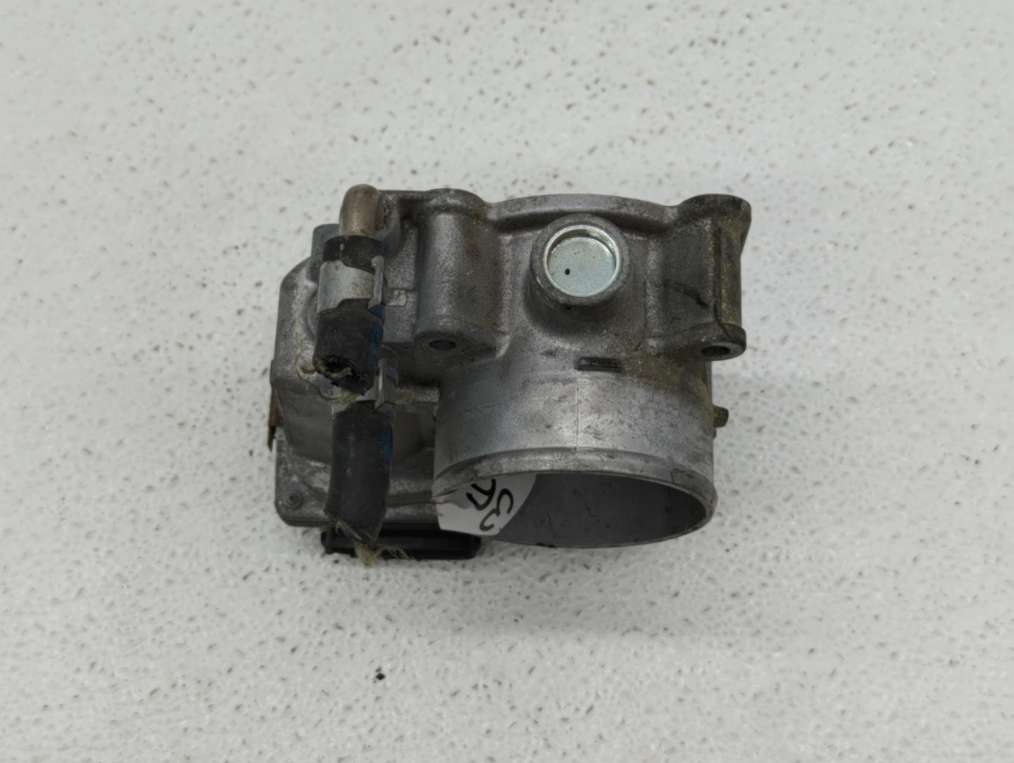 2013-2018 Nissan Altima Throttle Body P/N:3TA60-01 C 3TA60-01 B, 3TA60-01 A Fits Fits 2013 2014 2015 2016 2017 2018 2019 OEM