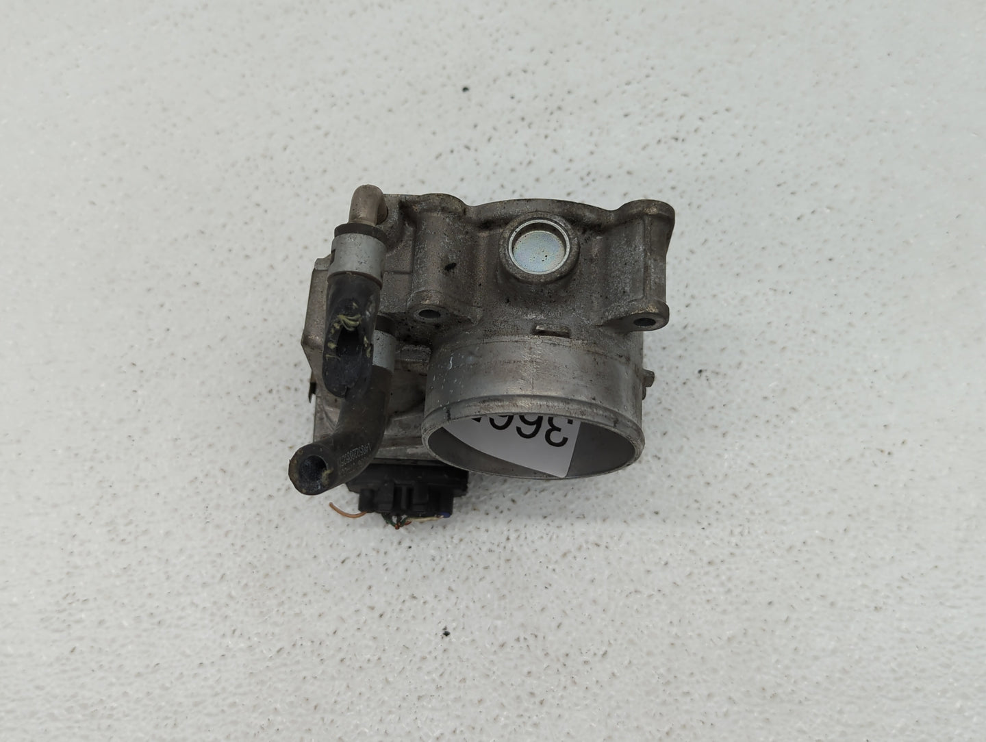 2013-2018 Nissan Altima Throttle Body P/N:3TA60-01 C 3TA60-01 B, 3TA60-01 A Fits Fits 2013 2014 2015 2016 2017 2018 2019 OEM