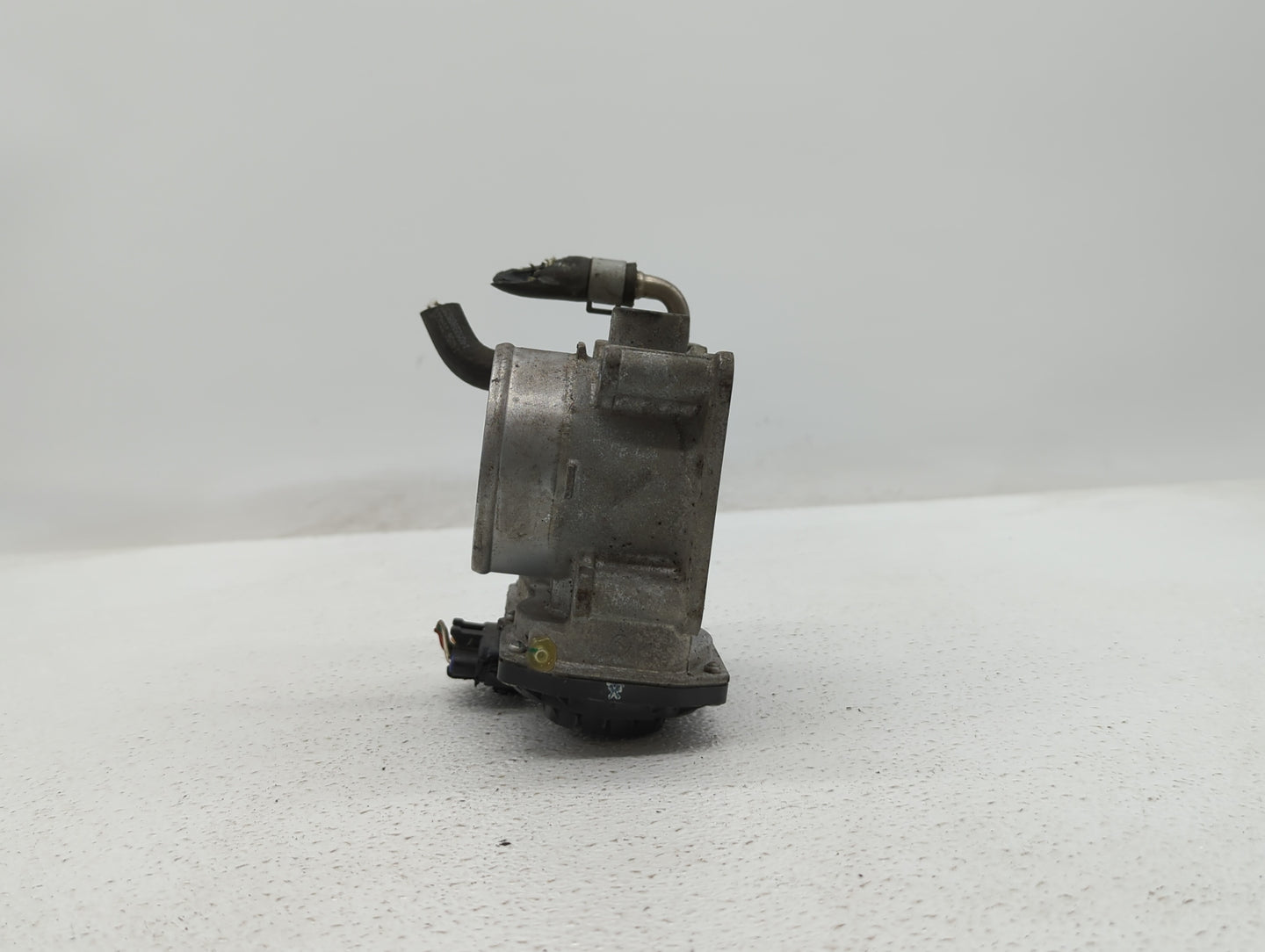 2013-2018 Nissan Altima Throttle Body P/N:3TA60-01 C 3TA60-01 B, 3TA60-01 A Fits Fits 2013 2014 2015 2016 2017 2018 2019 OEM