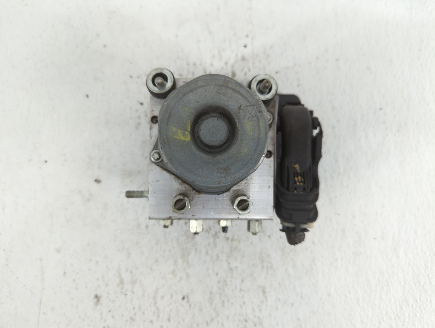 2015 Nissan Altima ABS Pump Control Module Replacement P/N:47660 9HM0A Fits OEM Used Auto Parts - Oemusedautoparts1.com