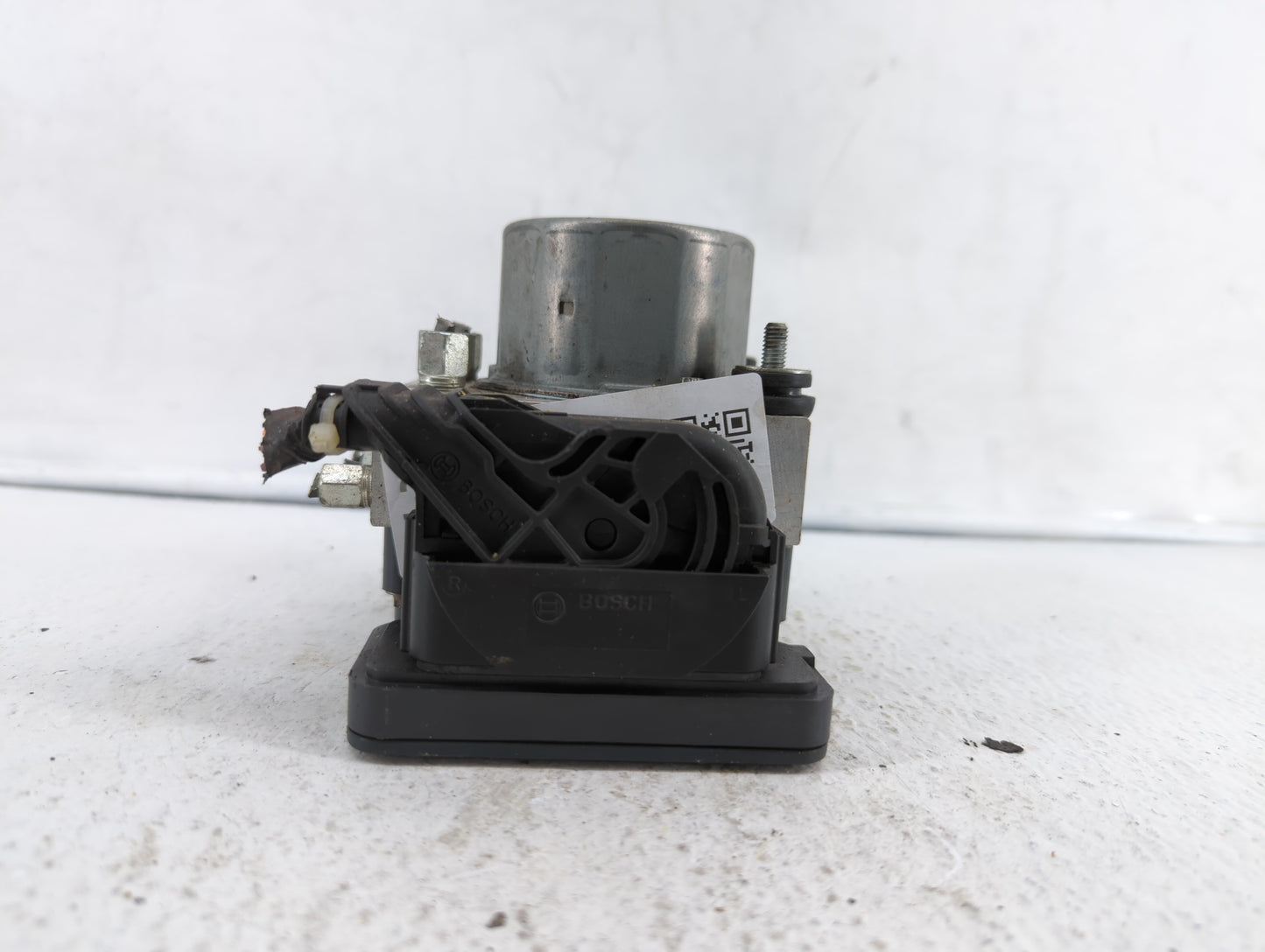 2015 Nissan Altima ABS Pump Control Module Replacement P/N:47660 9HM0A Fits OEM Used Auto Parts - Oemusedautoparts1.com