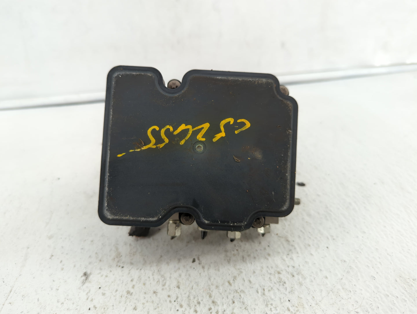 2015 Nissan Altima ABS Pump Control Module Replacement P/N:47660 9HM0A Fits OEM Used Auto Parts - Oemusedautoparts1.com