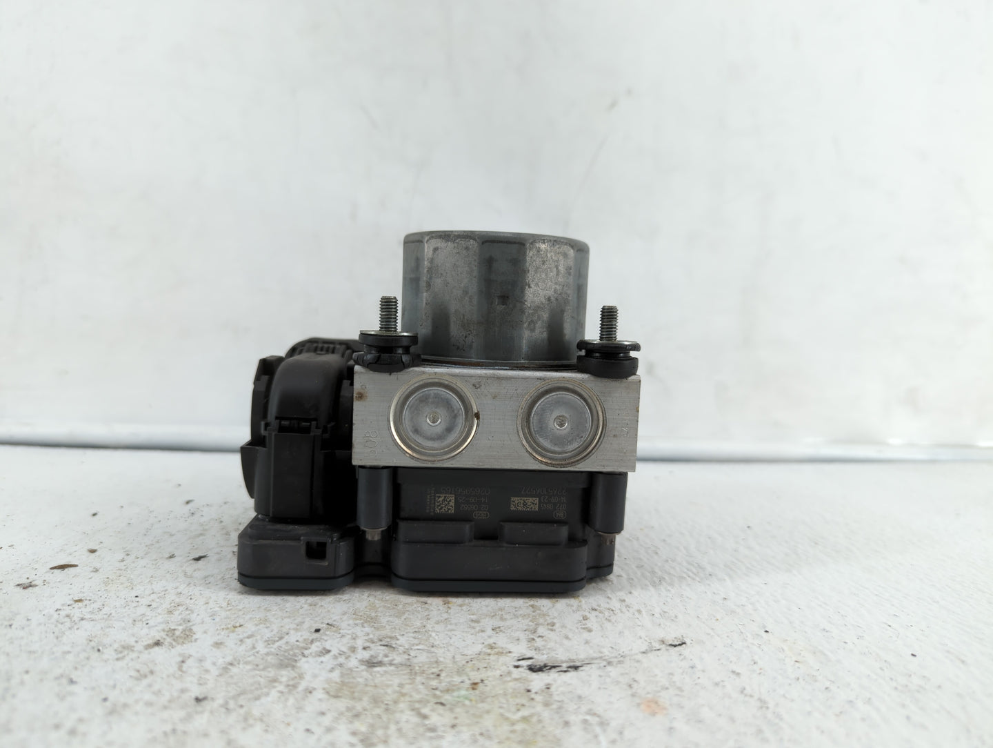 2015 Nissan Altima ABS Pump Control Module Replacement P/N:47660 9HM0A Fits OEM Used Auto Parts - Oemusedautoparts1.com