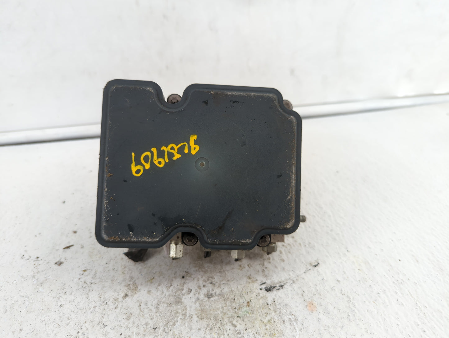 2015 Nissan Altima ABS Pump Control Module Replacement P/N:47660 9HM0A Fits OEM Used Auto Parts - Oemusedautoparts1.com