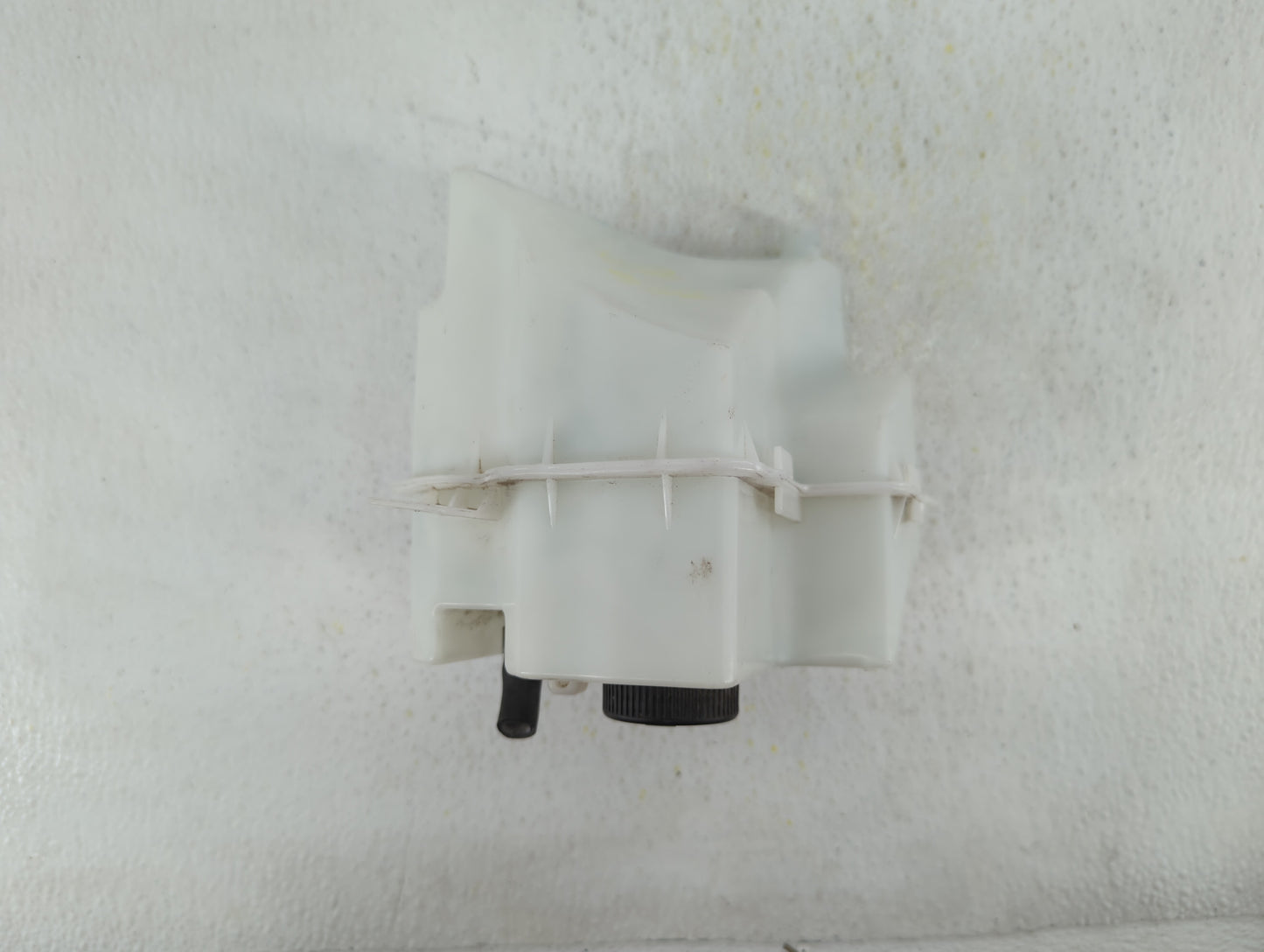 2013-2018 Nissan Altima Radiator Coolant Overflow Expansion Tank Bottle 367593 - Oemusedautoparts1.com