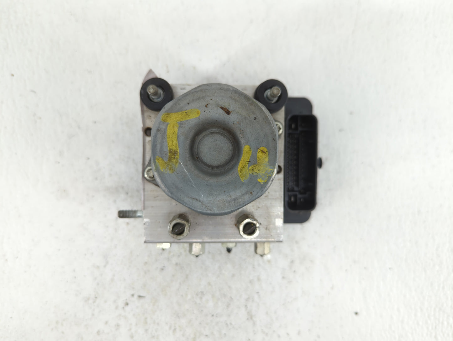 2015 Nissan Altima ABS Pump Control Module Replacement P/N:47660 9HM0A Fits OEM Used Auto Parts - Oemusedautoparts1.com