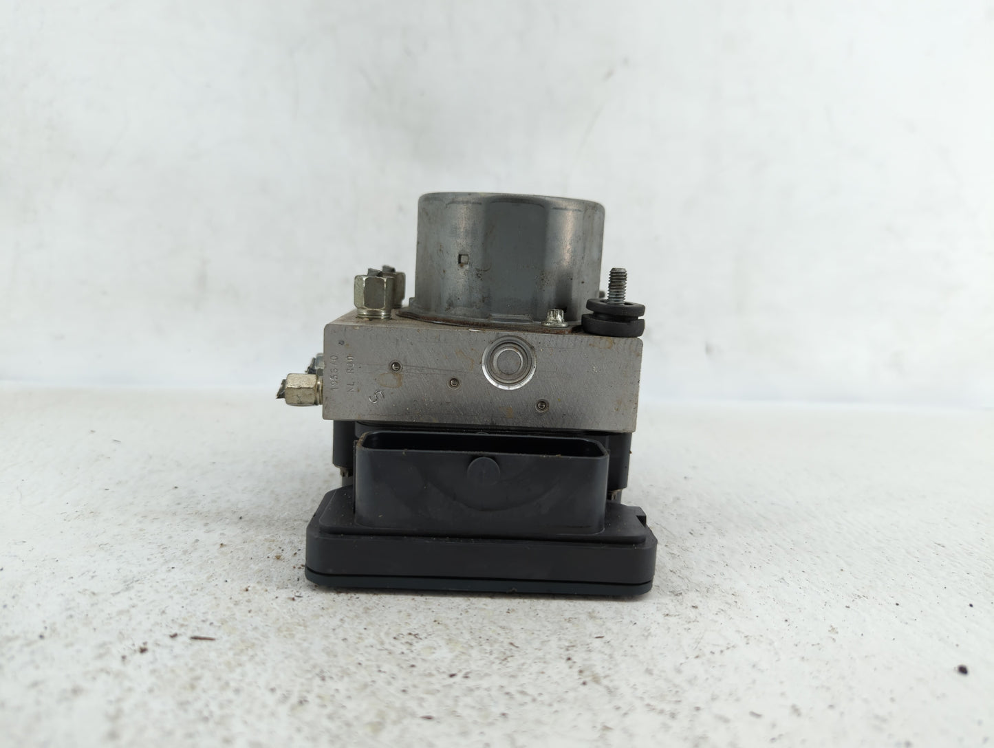 2015 Nissan Altima ABS Pump Control Module Replacement P/N:47660 9HM0A Fits OEM Used Auto Parts - Oemusedautoparts1.com
