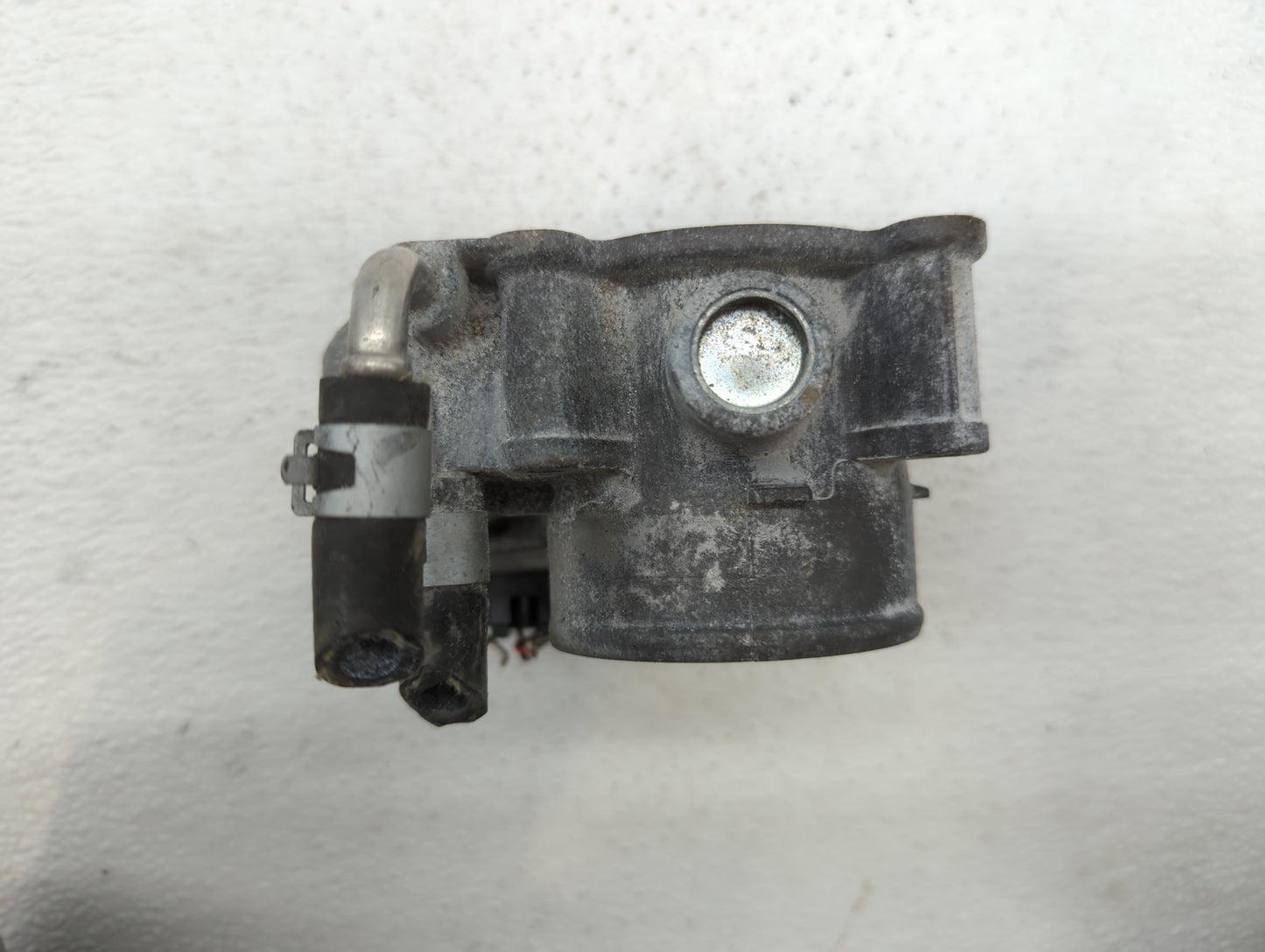 2013-2018 Nissan Altima Throttle Body P/N:3TA60-01 C 3TA60-01 B, 3TA60-01 A Fits Fits 2013 2014 2015 2016 2017 2018 2019 OEM