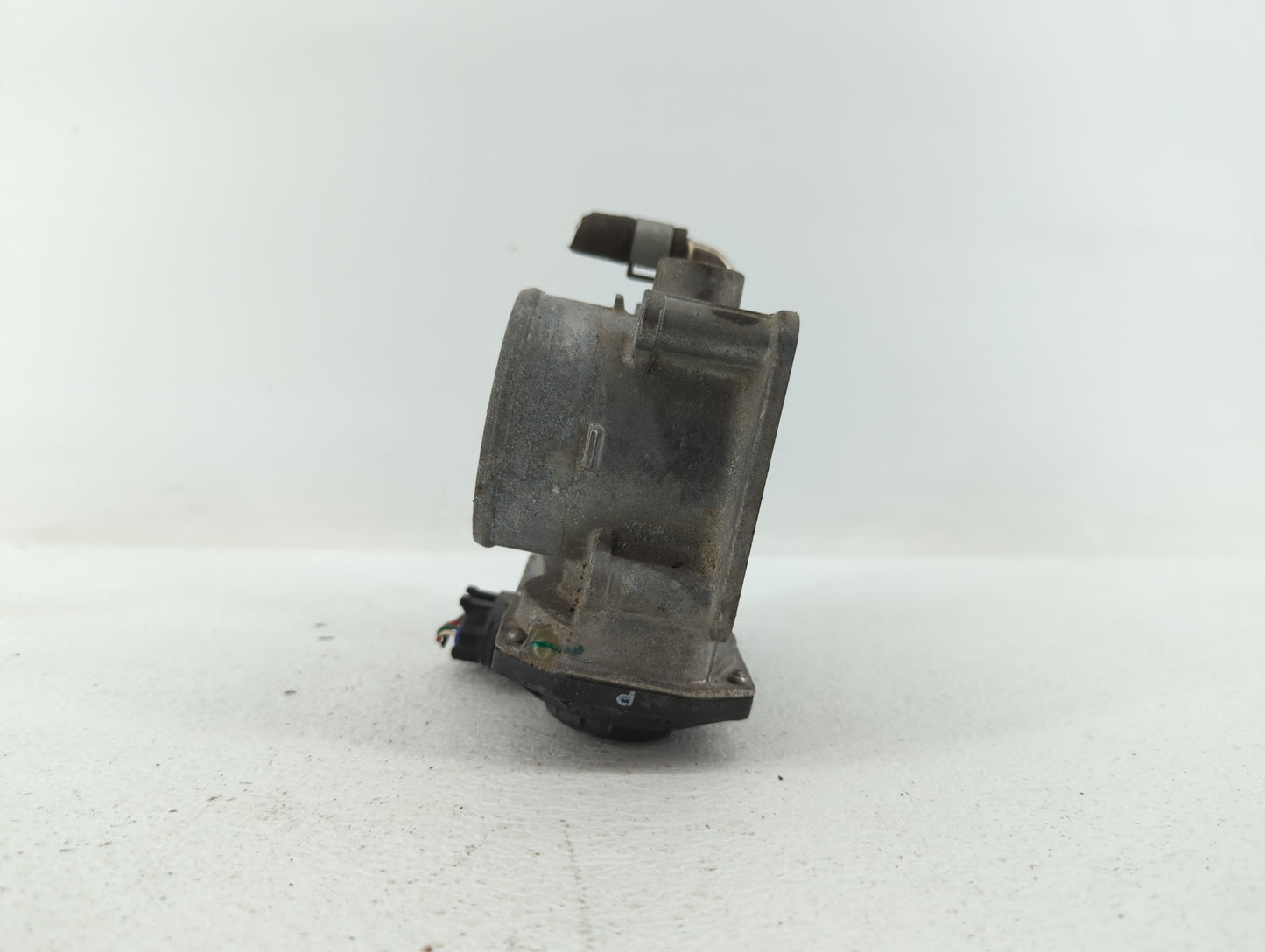 2013-2018 Nissan Altima Throttle Body P/N:3TA60-01 C 3TA60-01 B, 3TA60-01 A Fits Fits 2013 2014 2015 2016 2017 2018 2019 OEM