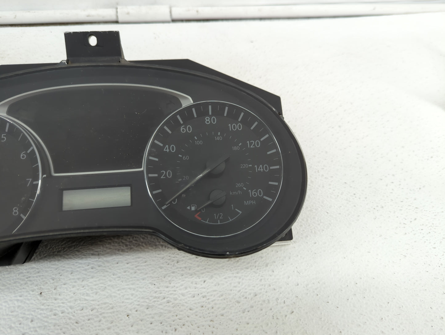 2015 Nissan Altima Instrument Cluster Speedometer Gauges P/N:24810 9HP0A B4 24810 9HP0A Fits OEM Used Auto Parts - Oemusedau