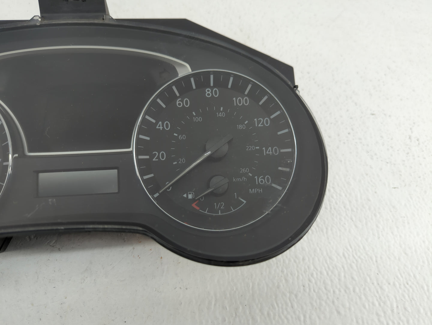 2015 Nissan Altima Instrument Cluster Speedometer Gauges P/N:24810 9HP0A B4 24810 9HP0A Fits OEM Used Auto Parts - Oemusedau