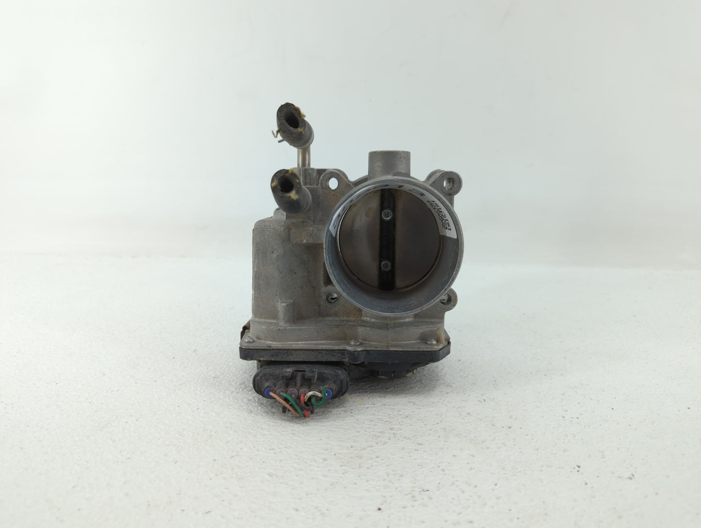 2013-2018 Nissan Altima Throttle Body P/N:3TA60-01 C 3TA60-01 B, 3TA60-01 A Fits Fits 2013 2014 2015 2016 2017 2018 2019 OEM