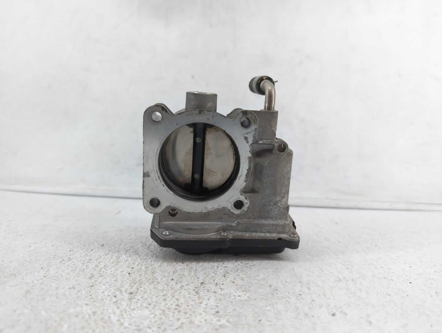 2013-2018 Nissan Altima Throttle Body P/N:3TA60-01 C 3TA60-01 B, 3TA60-01 A Fits Fits 2013 2014 2015 2016 2017 2018 2019 OEM