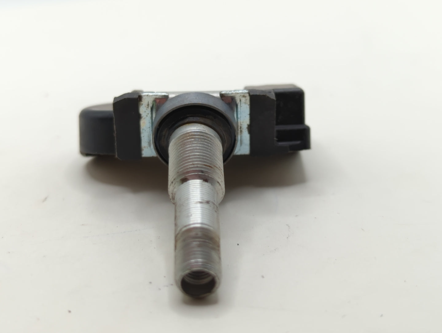2015 Nissan Altima Tire Pressure Monitoring System Sensor Tpms - Oemusedautoparts1.com