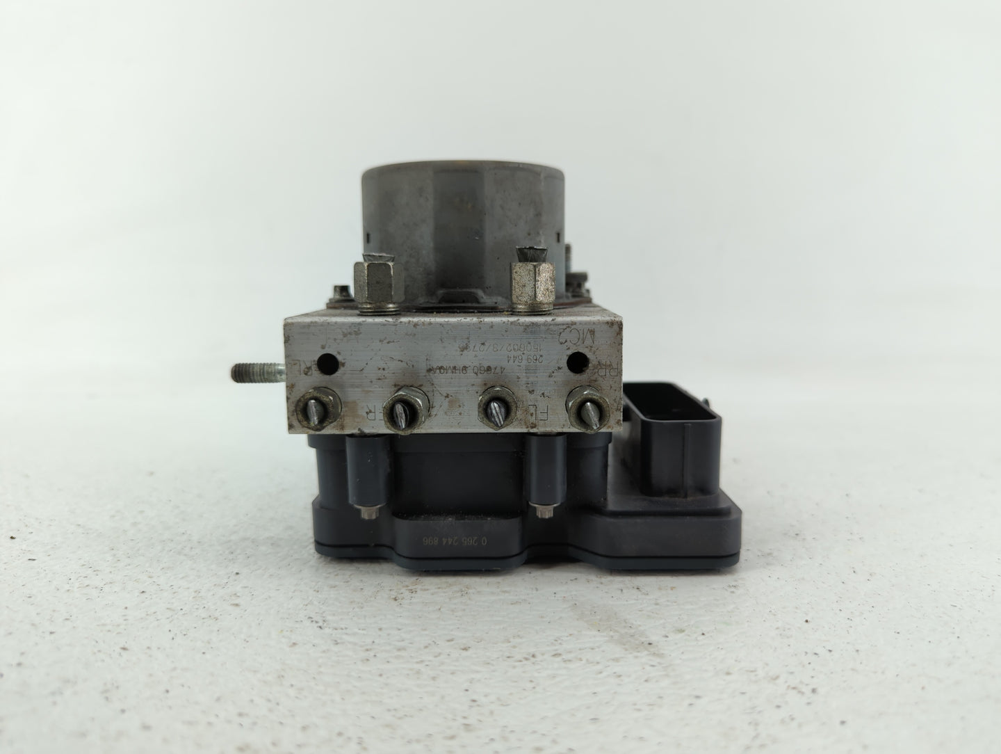 2015 Nissan Altima ABS Pump Control Module Replacement P/N:47660 9HM0A Fits OEM Used Auto Parts - Oemusedautoparts1.com