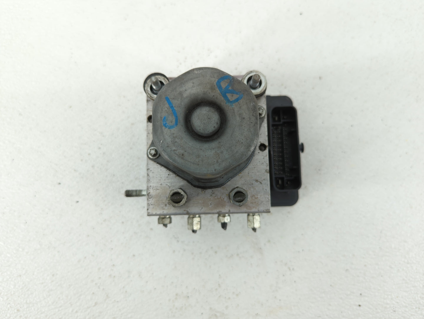 2015 Nissan Altima ABS Pump Control Module Replacement P/N:47660 9HM0A Fits OEM Used Auto Parts - Oemusedautoparts1.com