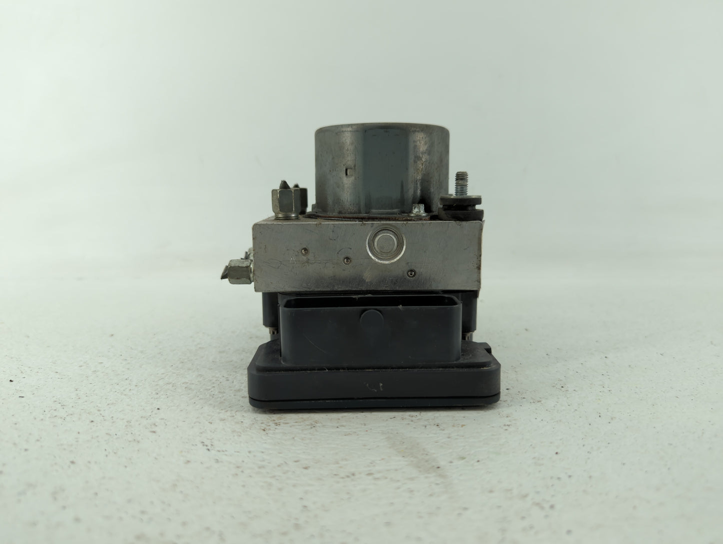 2015 Nissan Altima ABS Pump Control Module Replacement P/N:47660 9HM0A Fits OEM Used Auto Parts - Oemusedautoparts1.com