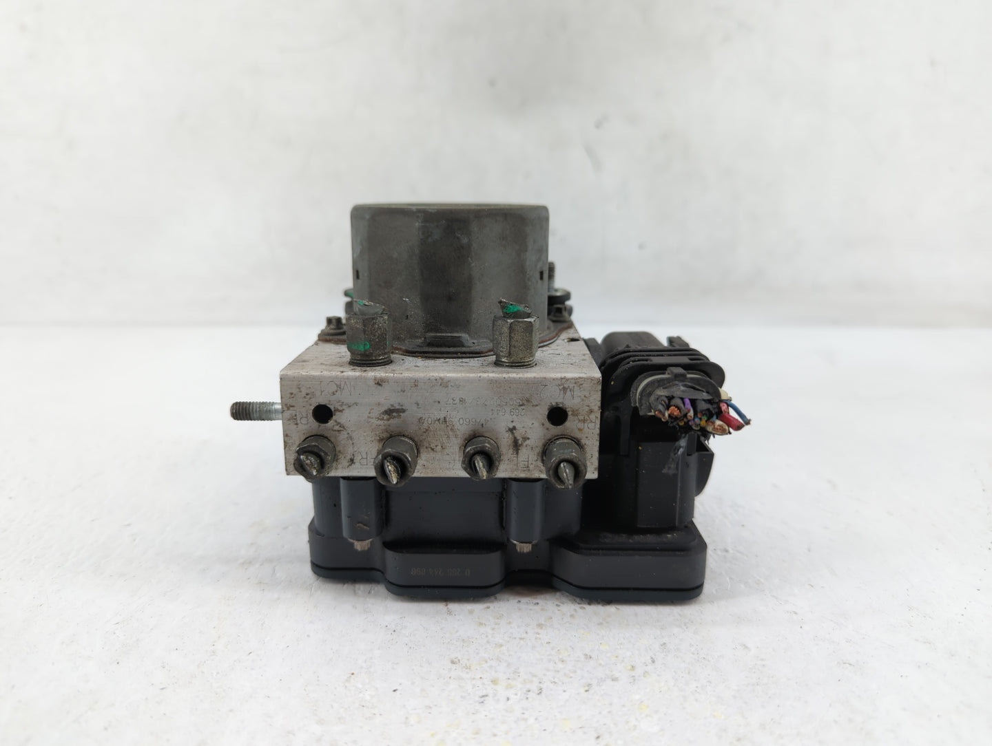 2015 Nissan Altima ABS Pump Control Module Replacement P/N:47660 9HM0A Fits OEM Used Auto Parts - Oemusedautoparts1.com