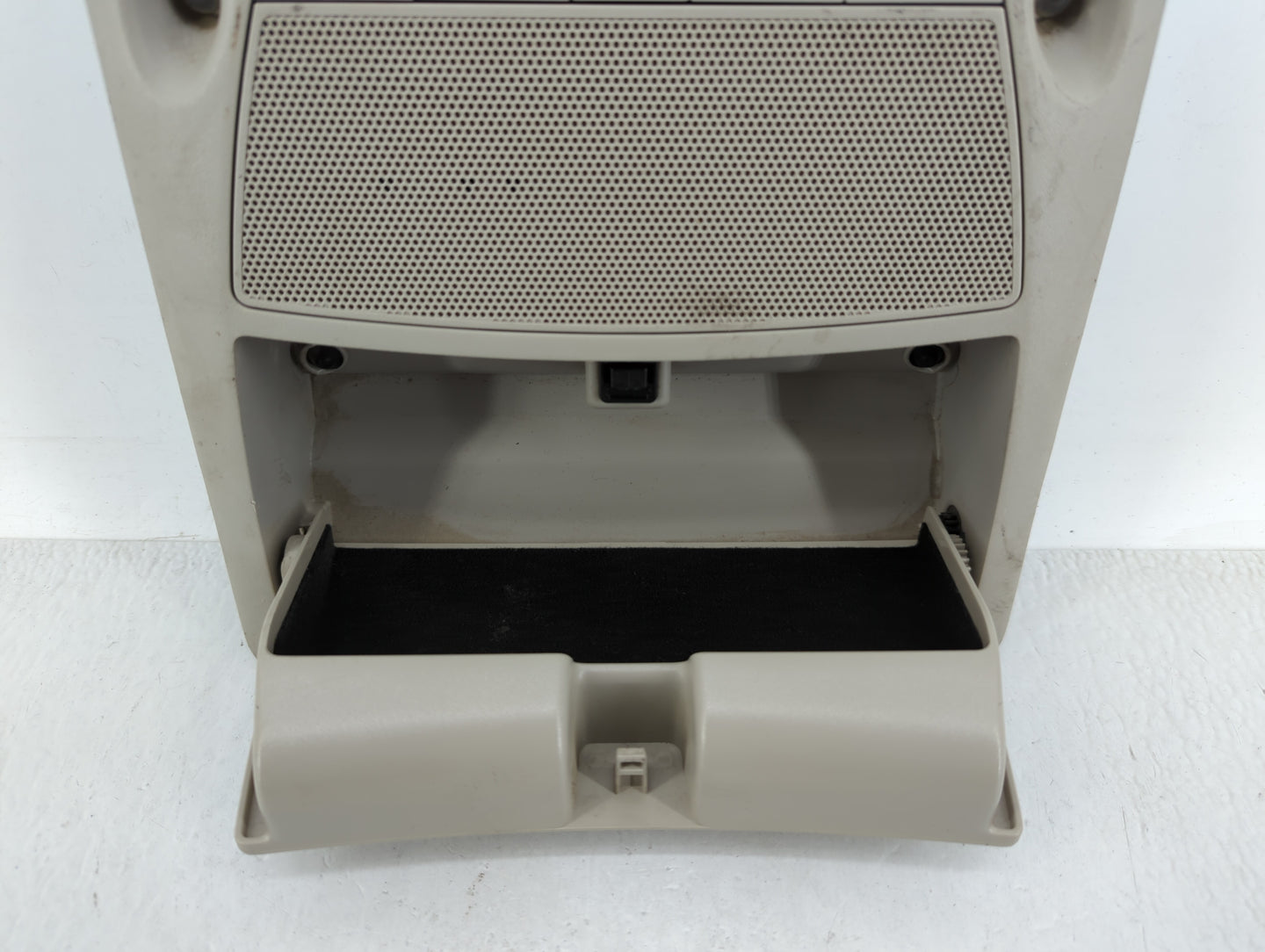 2015 Nissan Altima Overhead Roof Console - Oemusedautoparts1.com