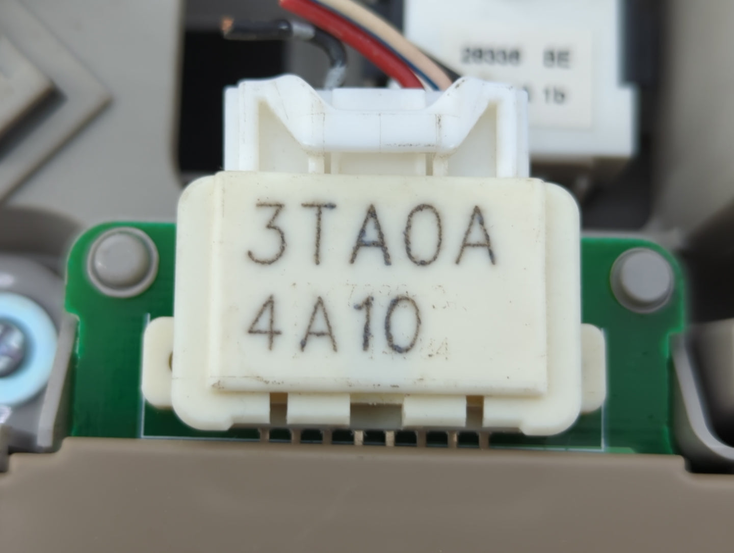 2015 Nissan Altima Overhead Roof Console - Oemusedautoparts1.com