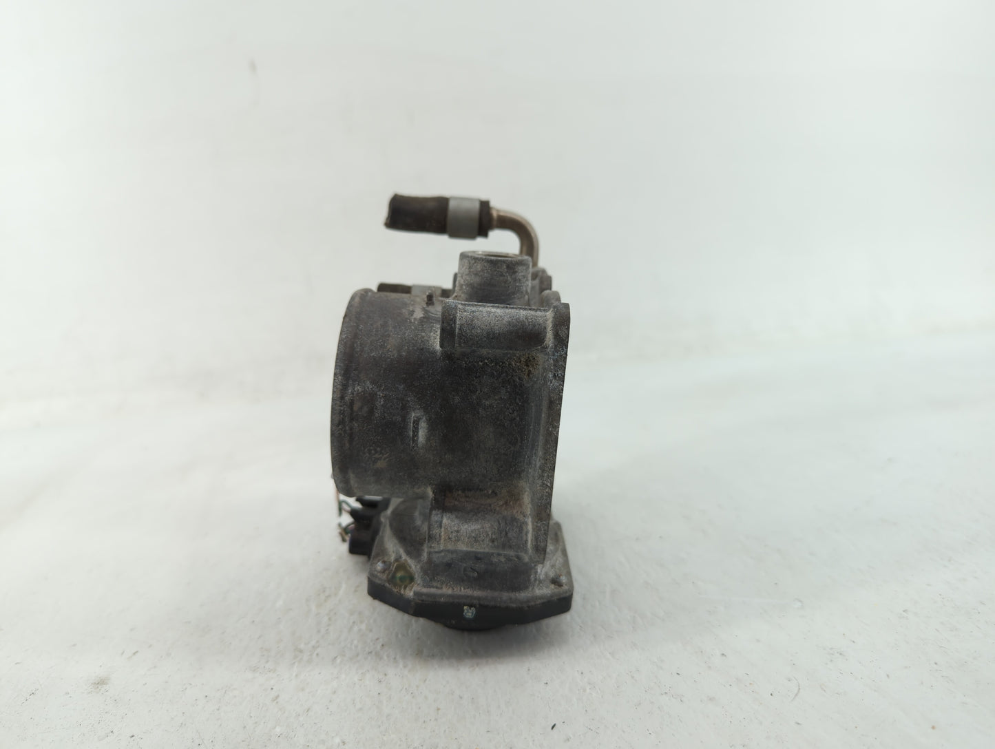2013-2018 Nissan Altima Throttle Body P/N:3TA60-01 C 3TA60-01 B, 3TA60-01 A Fits Fits 2013 2014 2015 2016 2017 2018 2019 202