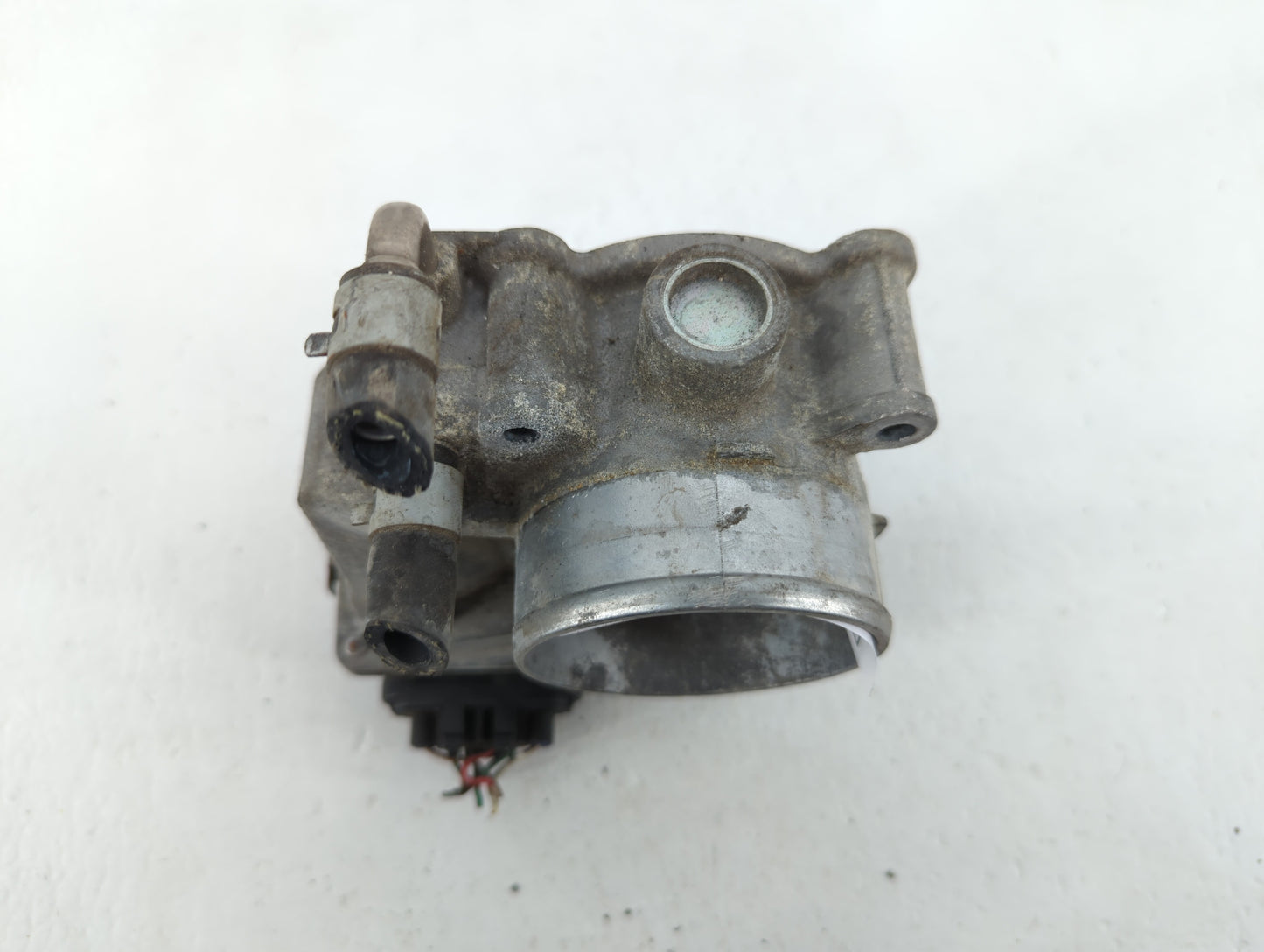 2013-2018 Nissan Altima Throttle Body P/N:3TA60-01 C 3TA60-01 B, 3TA60-01 A Fits Fits 2013 2014 2015 2016 2017 2018 2019 202