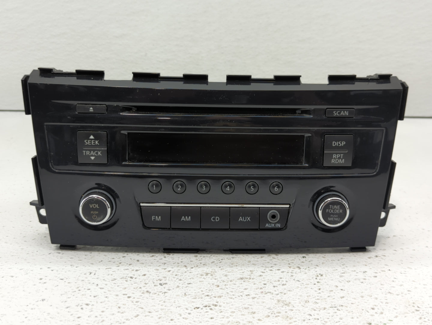 2013-2015 Nissan Altima Am Fm Cd Player Radio Receiver - Oemusedautoparts1.com
