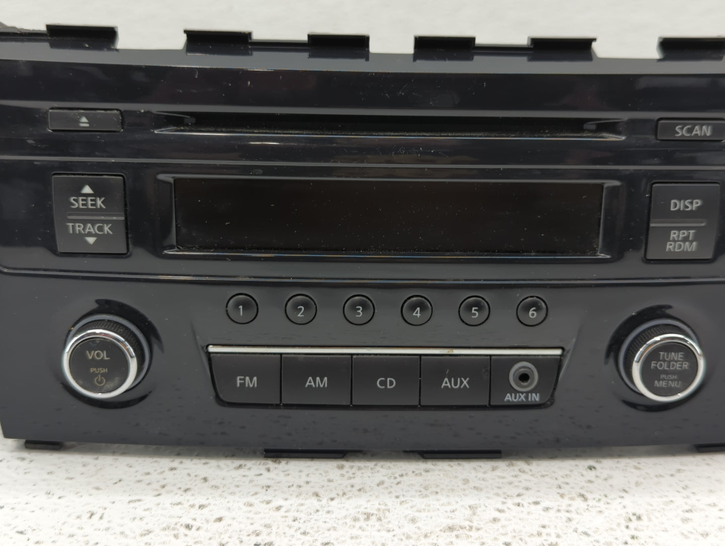 2013-2015 Nissan Altima Am Fm Cd Player Radio Receiver - Oemusedautoparts1.com