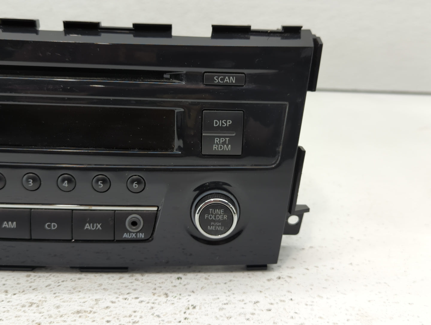 2013-2015 Nissan Altima Am Fm Cd Player Radio Receiver - Oemusedautoparts1.com